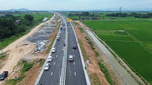 Đẩy nhanh triển khai thu phí các tuyến cao tốc đủ điều kiện
